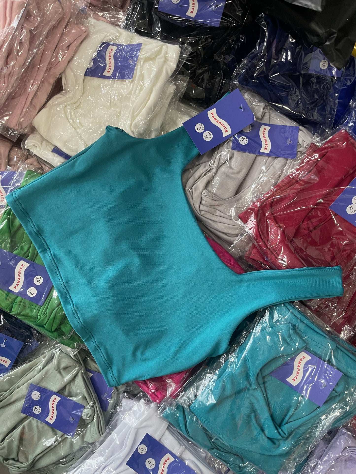CROP TOP BASICO