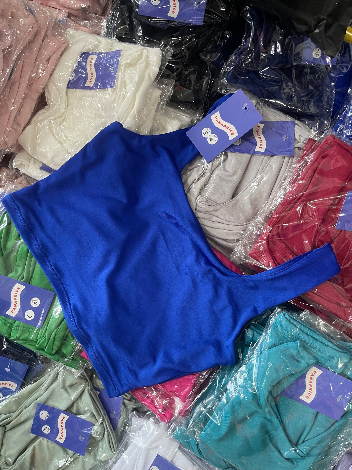 CROP TOP BASICO