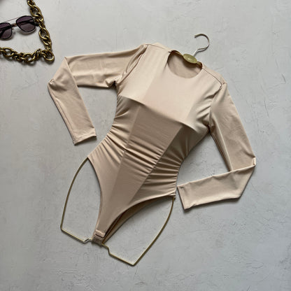 Body manga larga cuello redondo