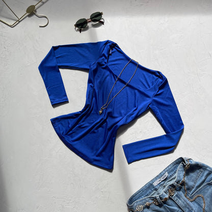 BASICO MANGA LARGA CUELLO CUADRADO