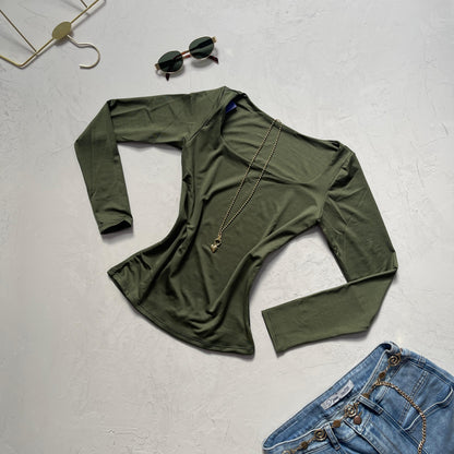 BASICO MANGA LARGA CUELLO CUADRADO